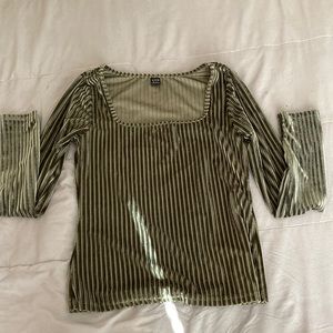 Green velvet long sleeve